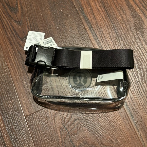 NWT Lululemon Clear Belt Bag - Picture 4 of 5